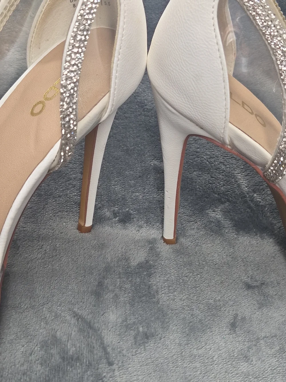 Aldo Fibeth Women's Heeled Pumps  White Pointed Shimmering Rhinestone  Size 8